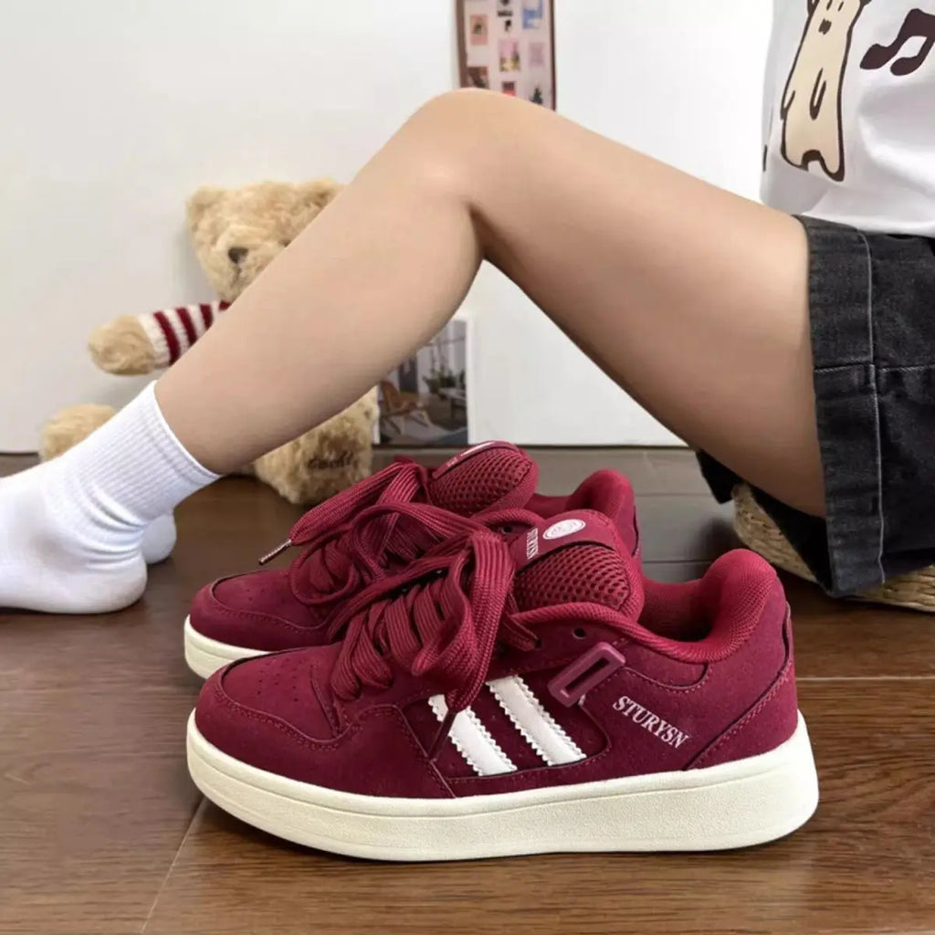 Fashionable Lightweight Women's Sporty Sports Casual Shoes Height Increasing Walking Style PU Upper PVC Outsole All Seasons