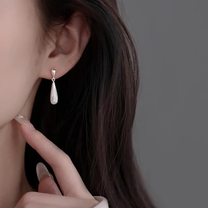 2026 New Hot 925 Sterling Silver Frosted Water Stud Earrings for Women High-End Summer Luxury Niche Accessories Trendy