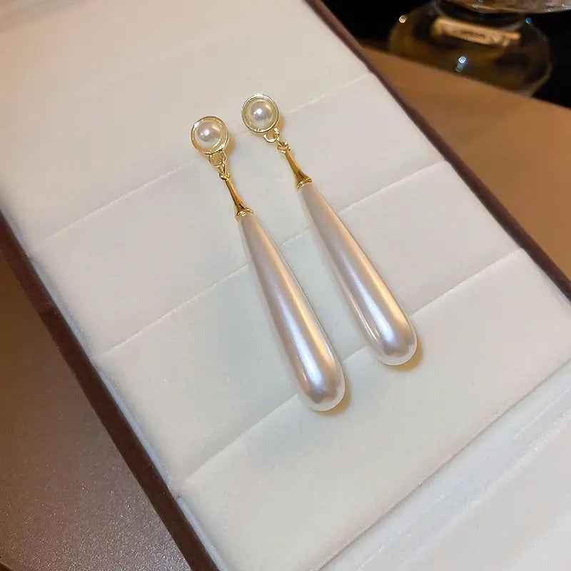 French-style Vintage Water Drop Earrings Women Stainless Steel Electroplated Elegant Sophisticated Fashionable Simple