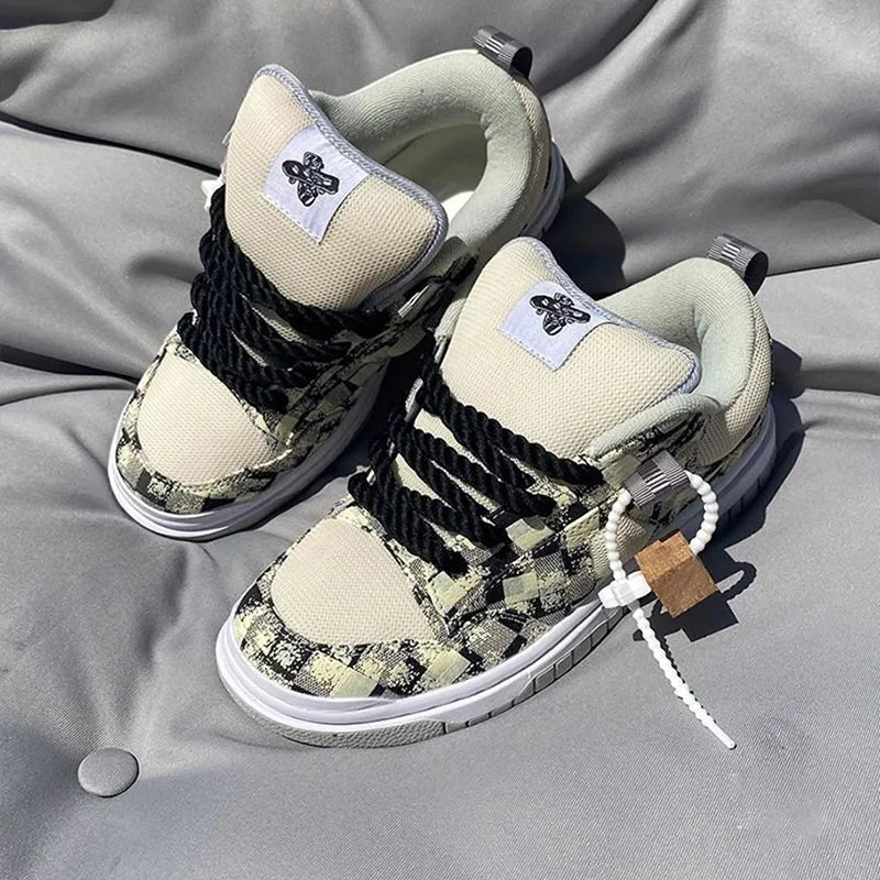 Niche Original Design Casual Bread Shoes Women's Large Size Couple Thickened Tongue Fluorescent Green Skull Pattern Mesh Fabric
