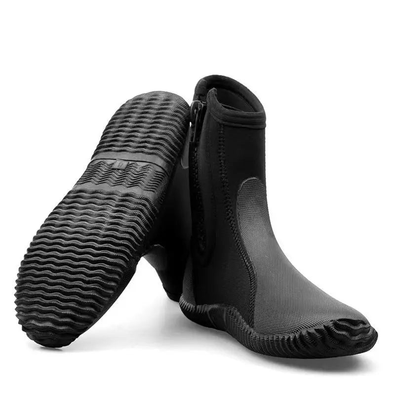 Sinodiving Anti-slip Diving Boot Paddling Waterproof Shoes for Men and Women Water Sports Warm Shoes for Winter Swimming.