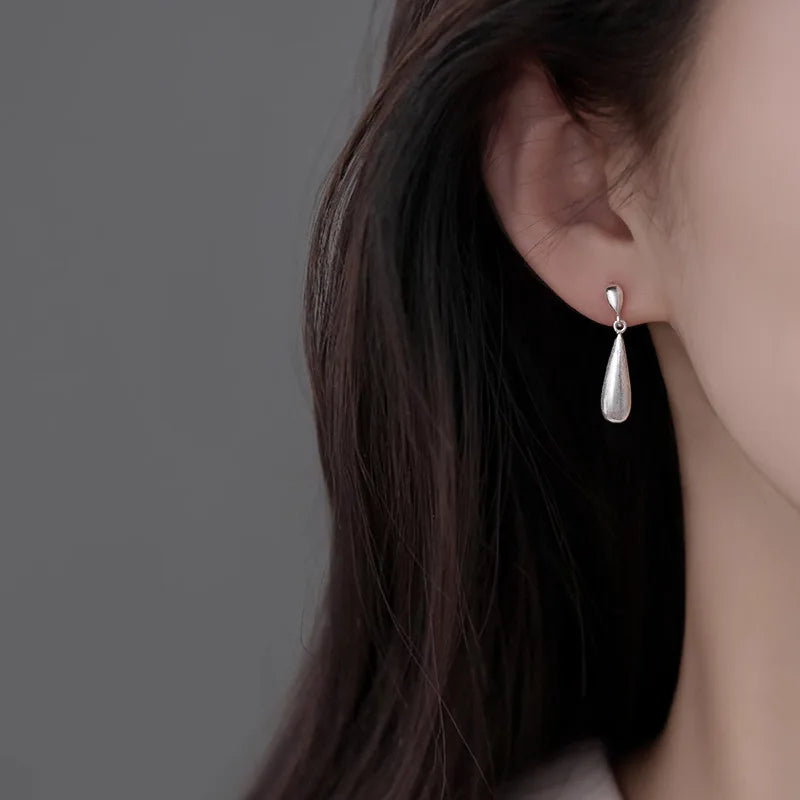 2026 New Hot 925 Sterling Silver Frosted Water Stud Earrings for Women High-End Summer Luxury Niche Accessories Trendy