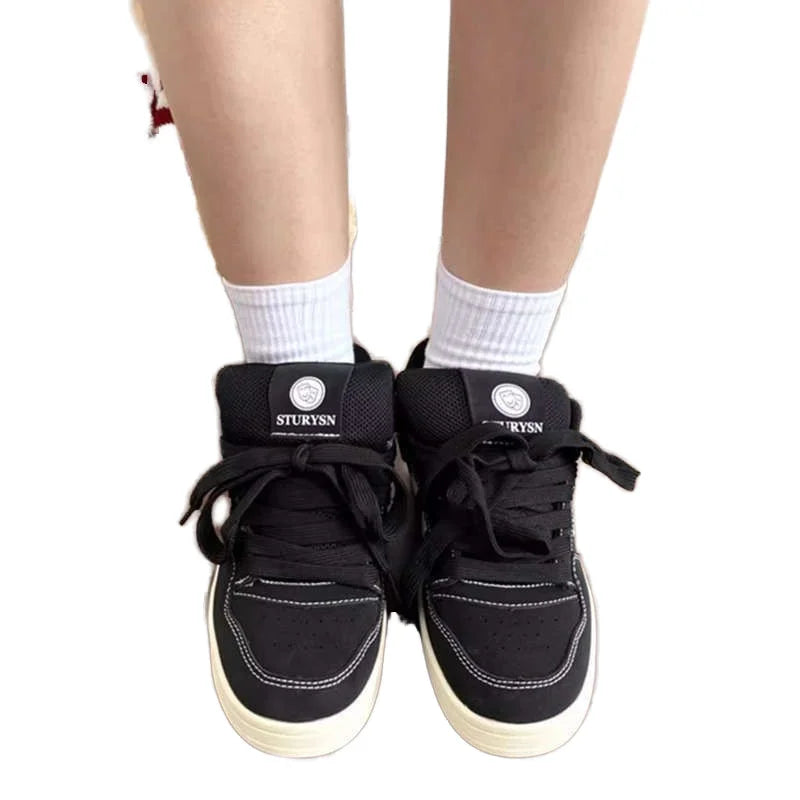 Fashionable Lightweight Women's Sporty Sports Casual Shoes Height Increasing Walking Style PU Upper PVC Outsole All Seasons