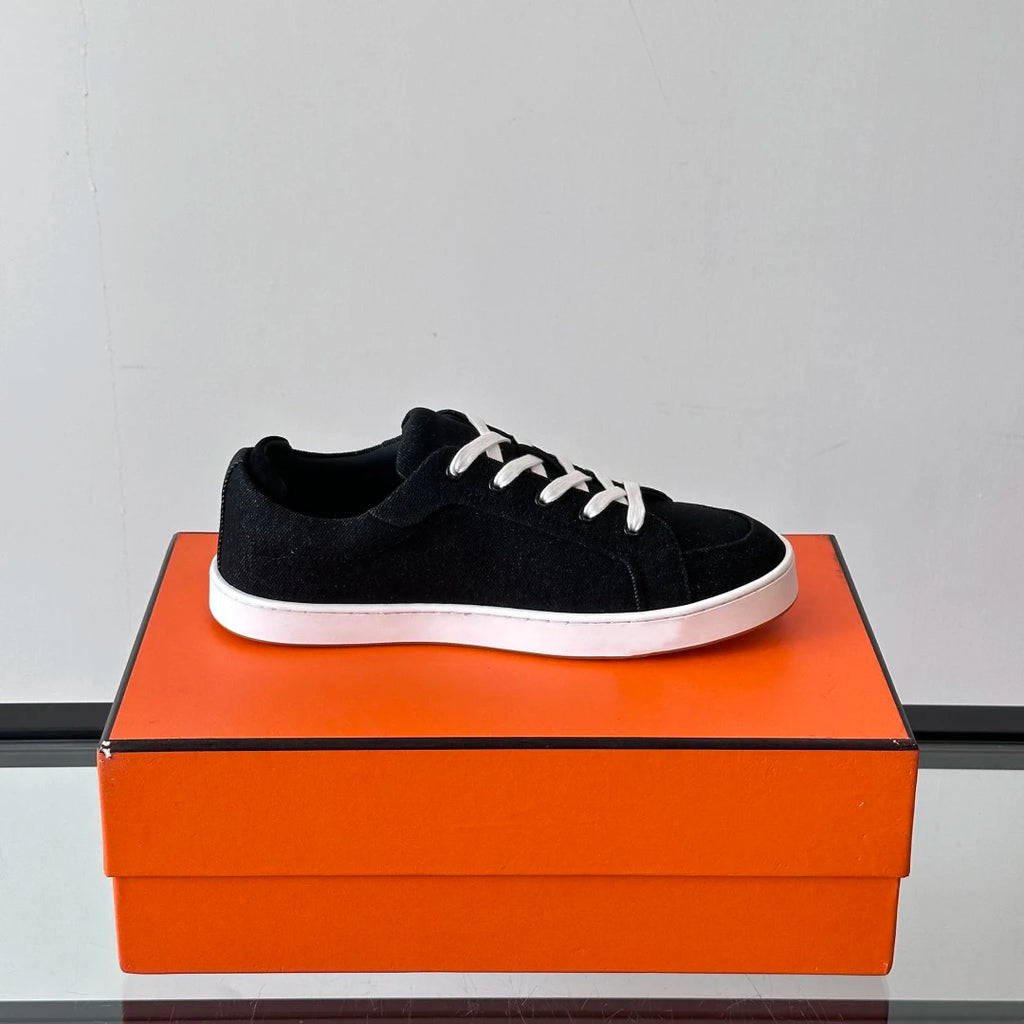 New Designer Low-Top Casual Retro Running Sneakers for Men and Women Vogue Comfortable Breathable Anti-slip Safety Board Shoes