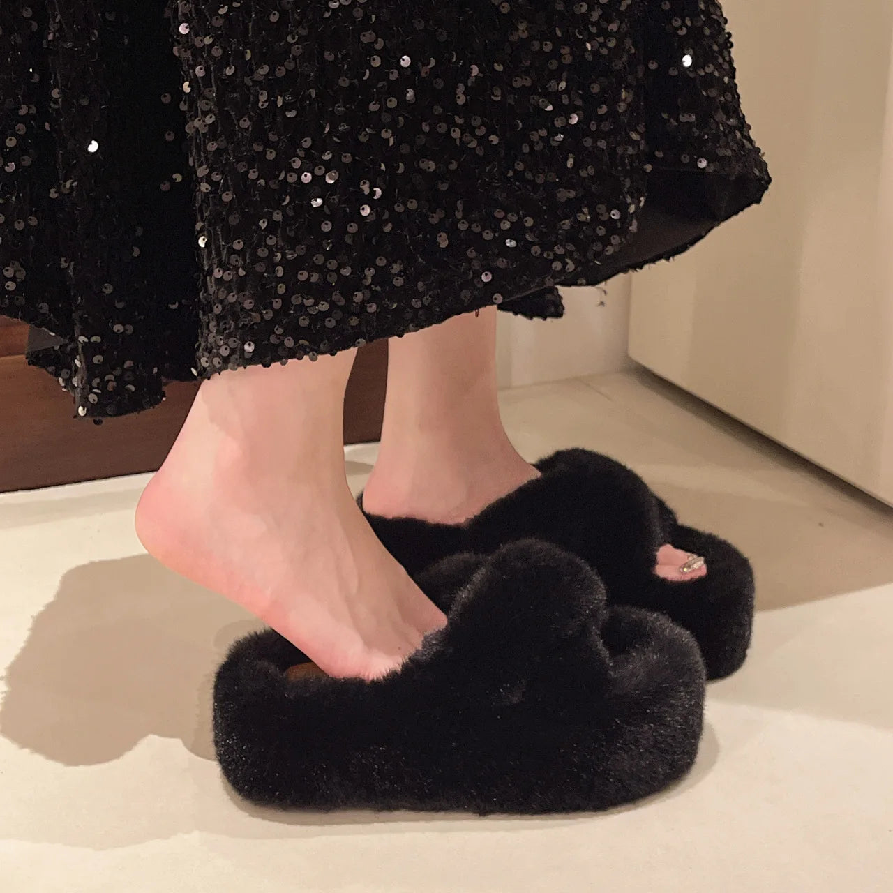 Greatslides Custom Women Furry Slippers,Sandals for Women and Ladies Luxury,Women Winter Warm Shoes Slides Plush Flat Slipper