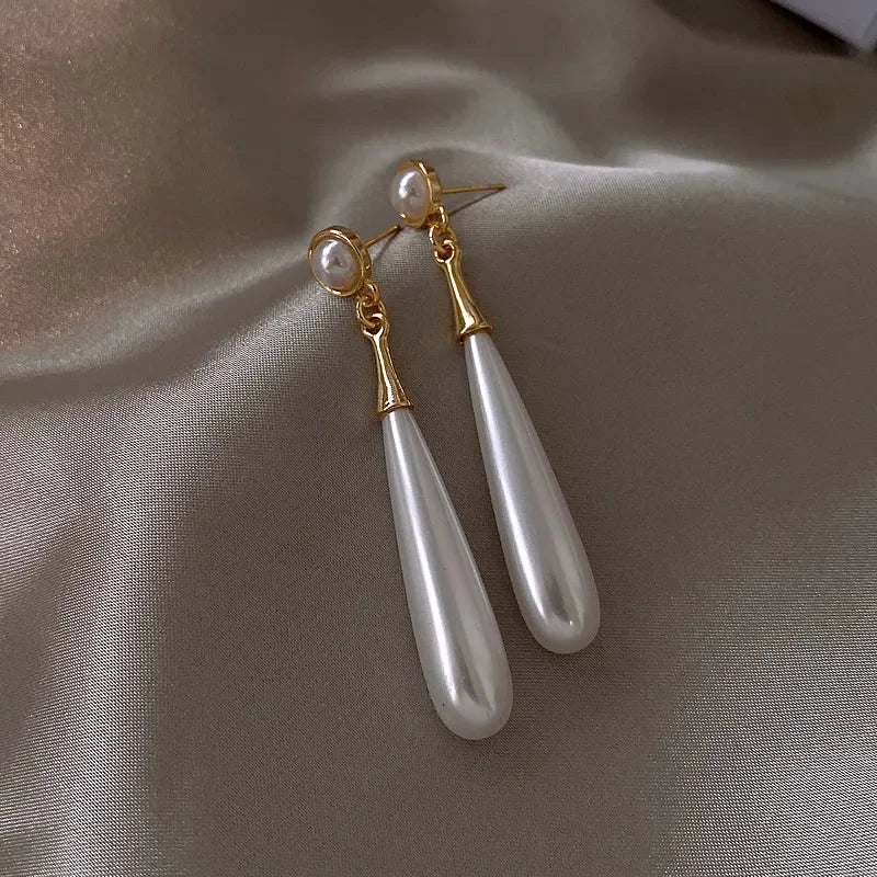 French Elegant Temperament Imitation Pearl Drop Shaped Long Earrings Party Premium Accessories for Womens Fashion Luxury Jewelry