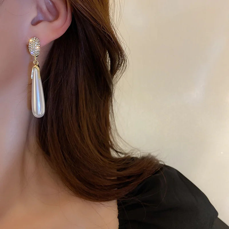 Vintage Simple Drop Earrings Long Water Drop Pearl Earrings for Women Girls Statement Jewelry Gifts
