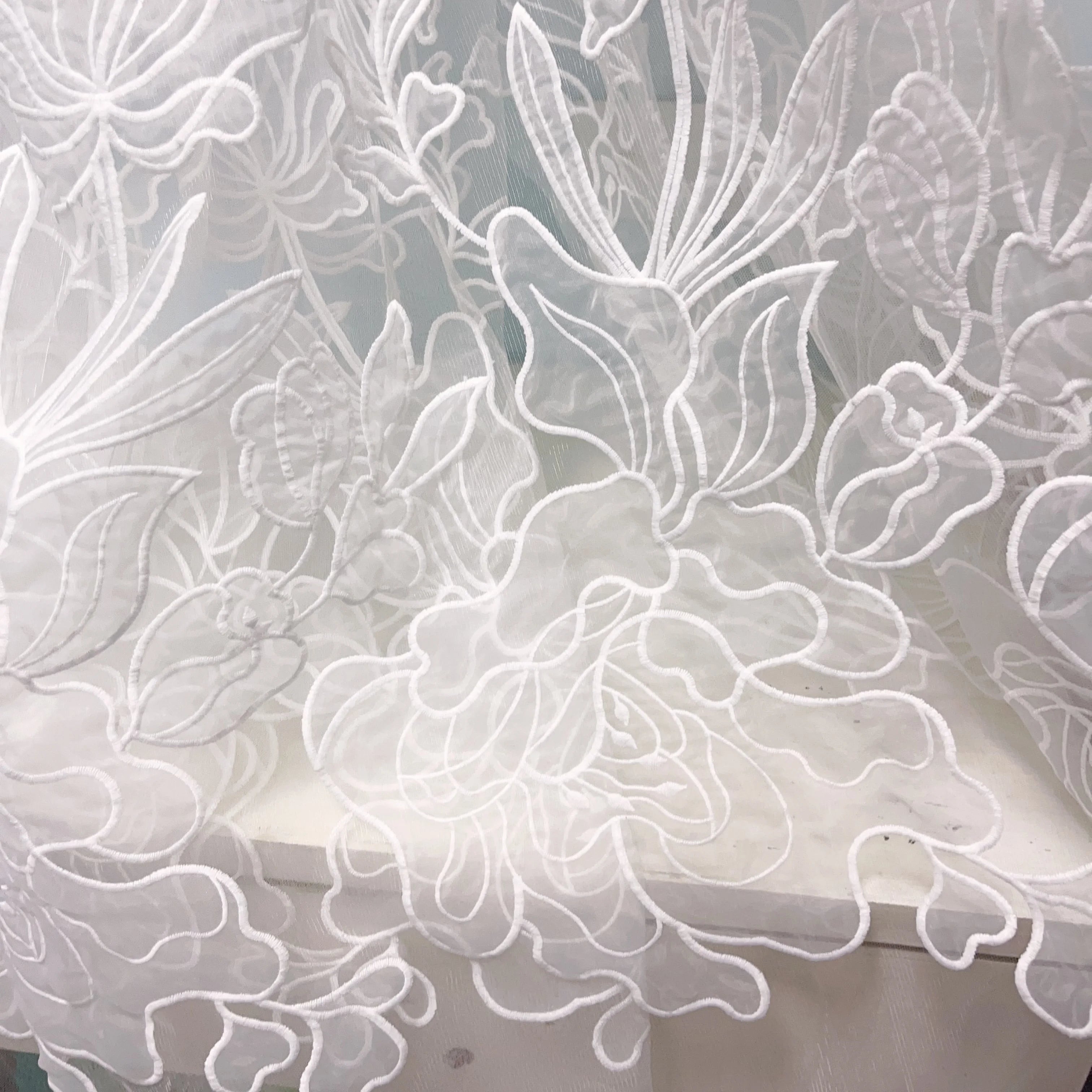 High-Quality Lace and Mesh Fabric with Organza Laser Cut Flower for Wedding Dress and Evening Gown Elegant Bridal Lace Fabric