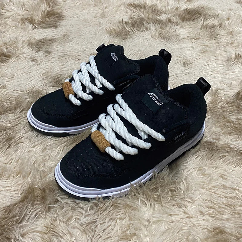 Autumn and Winter Classic Black Thick-Tongued Loafers, Large Size Shoes, Breathable Casual Shoes, Comfortable, Non-Slip, Wear-Resistant, Casual Versatile Canvas Shoes, Sneakers