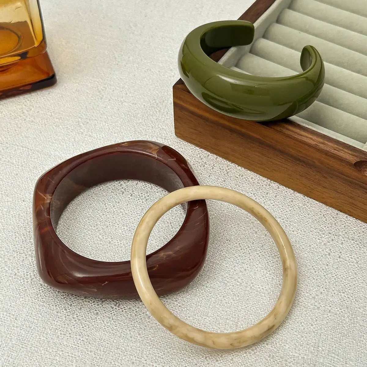 Ingemark 3 Styles Boho Resin Stacked Round Bangles for Women Ethnic Geometric Chunky Wide Bracelets Hand Jewelry Accessories