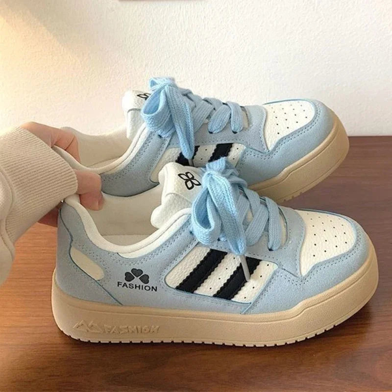 Newly Arrived Spring Autumn Round Toe Comfortable Casual Flat Sneakers Elegant Shallow Mouth Breathable Lace Up Women's Shoes