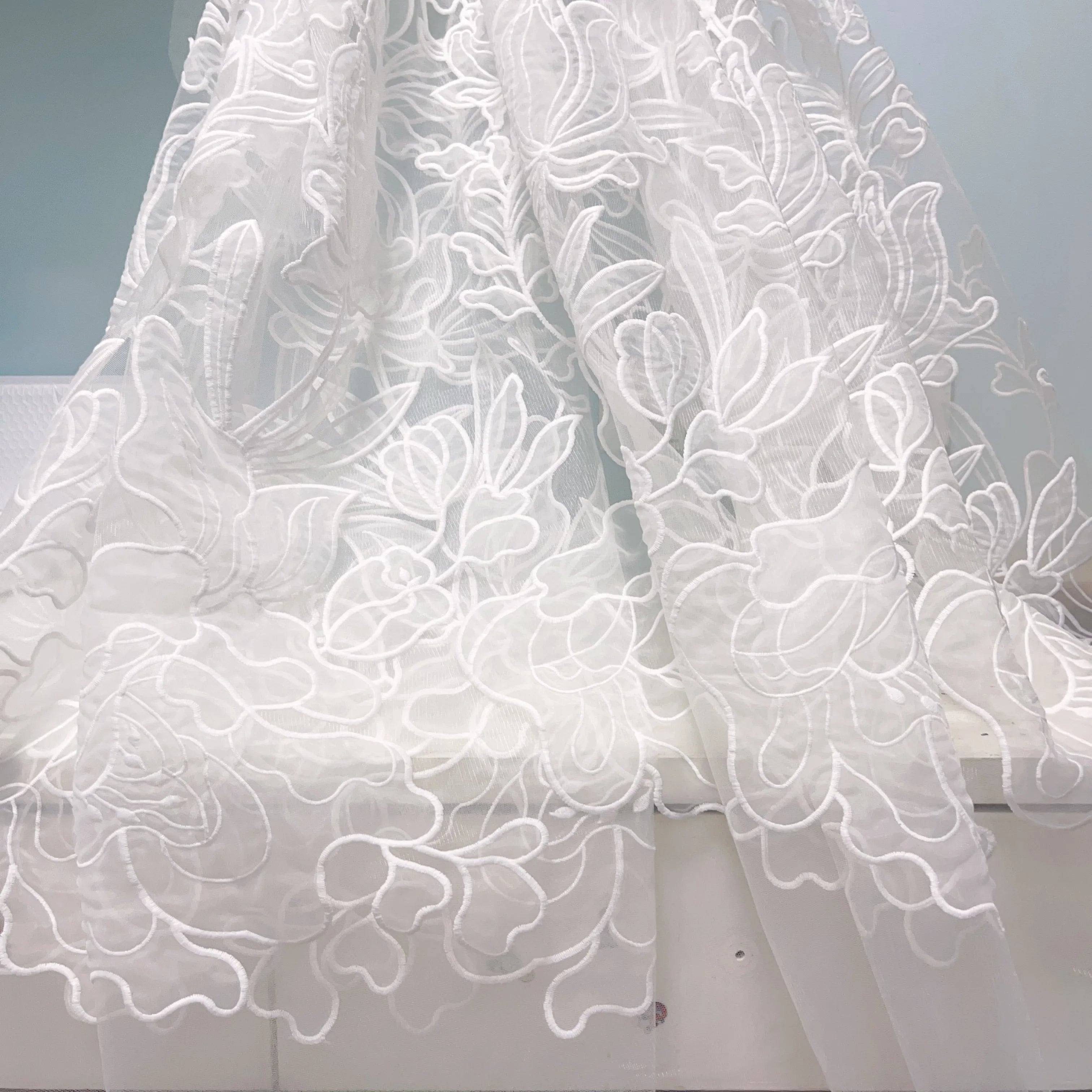 High-Quality Lace and Mesh Fabric with Organza Laser Cut Flower for Wedding Dress and Evening Gown Elegant Bridal Lace Fabric