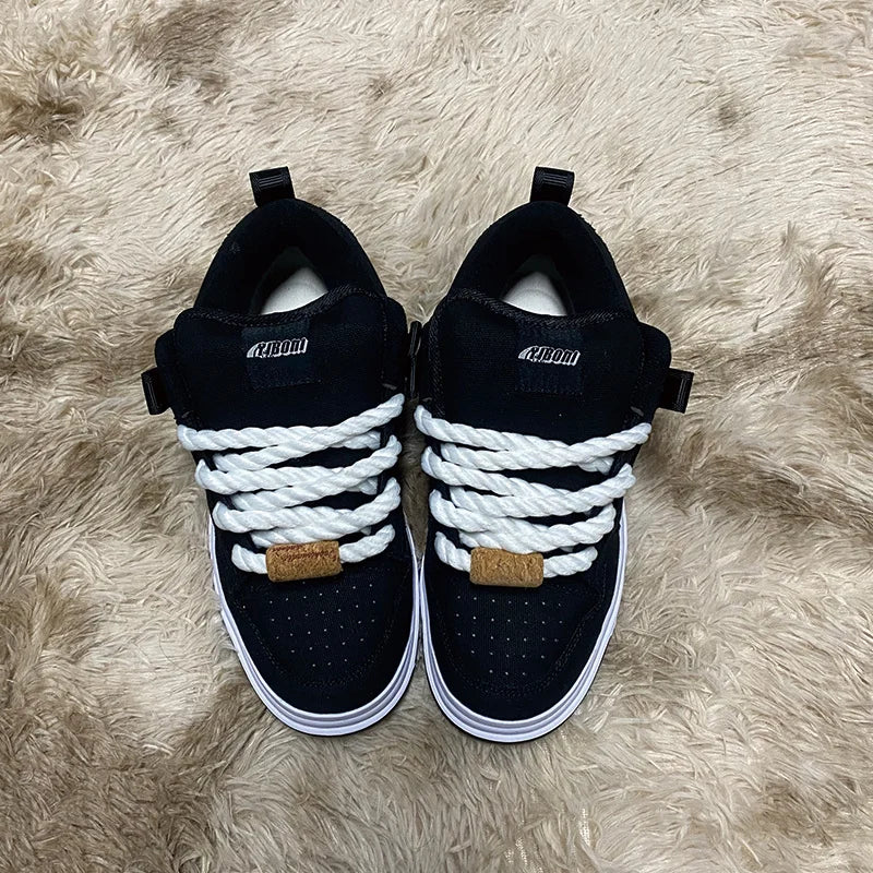 Autumn and Winter Classic Black Thick-Tongued Loafers, Large Size Shoes, Breathable Casual Shoes, Comfortable, Non-Slip, Wear-Resistant, Casual Versatile Canvas Shoes, Sneakers