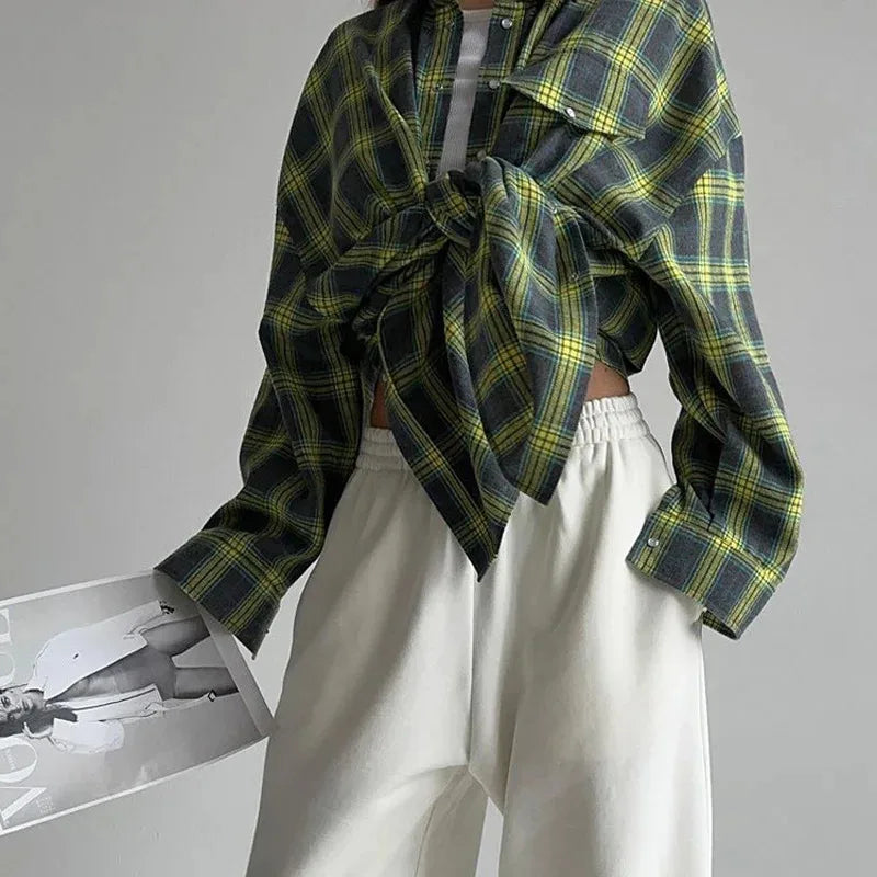 2026 Vintage Women Oversized Long Sleeve Plaid Shirt Button Down Blouse Tops Autumn Winter Loose Lapel Pocket Shirt Korean Style