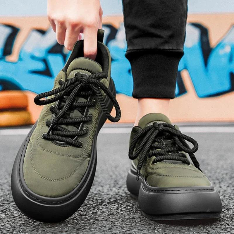 Winter New Men Casual Shoes Anti Slip Wear Resistant Work Shoes for Men Outdoor Comfor Snow Shoes Fashion Platform Men Sneakers