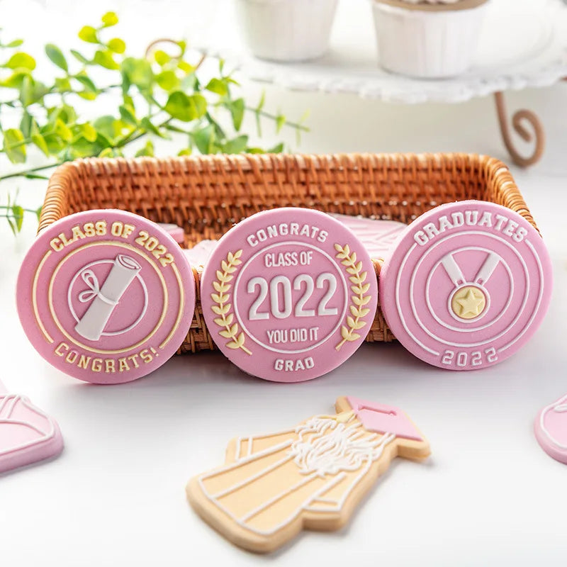 New 2022 Graduation Season Cookie Cutter Graduation Cap Gown Clear Fondant Stamps Boy Girl Baking Mold Icing Biscuits Cake Tools