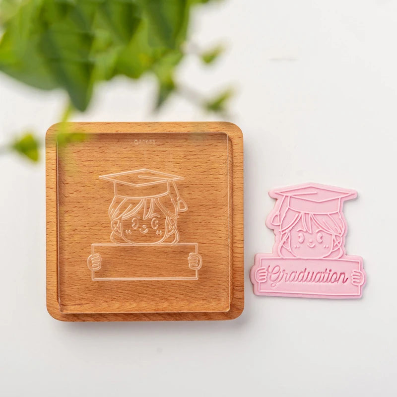 New 2022 Graduation Season Cookie Cutter Graduation Cap Gown Clear Fondant Stamps Boy Girl Baking Mold Icing Biscuits Cake Tools