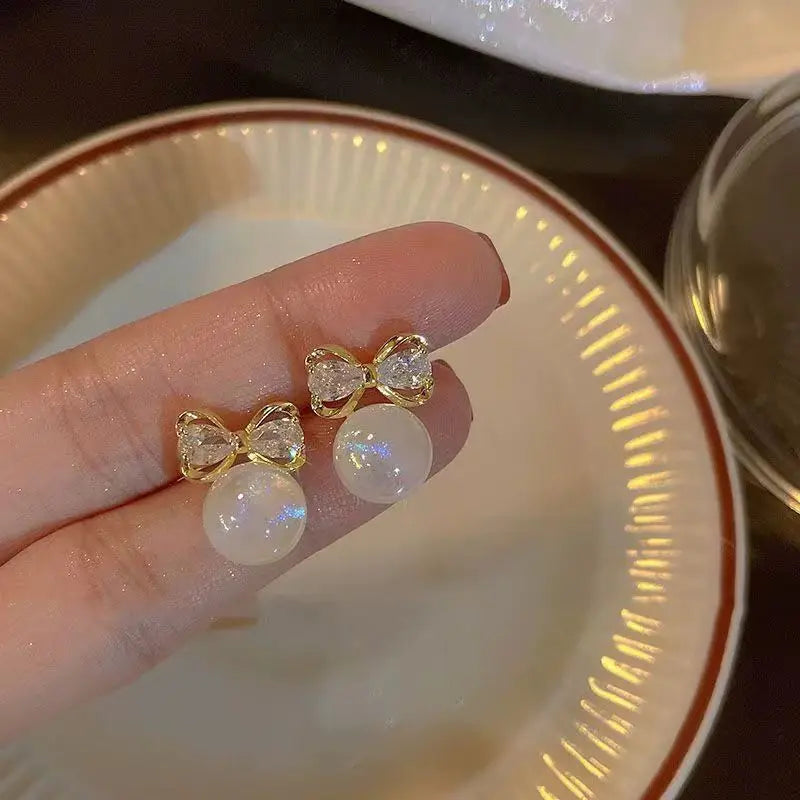 Fashion CrysFashion  Long Bowknot Waterdrop Pearl Earrings Woman Simple Cute Vintage Square lower Statement Earring Jewerly