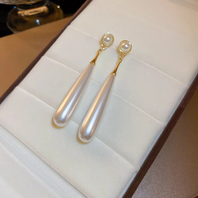 French Elegant Temperament Imitation Pearl Drop Shaped Long Earrings Party Premium Accessories for Womens Fashion Luxury Jewelry