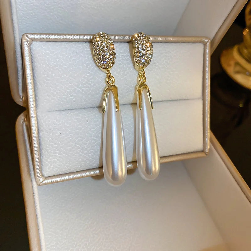 Vintage Simple Drop Earrings Long Water Drop Pearl Earrings for Women Girls Statement Jewelry Gifts