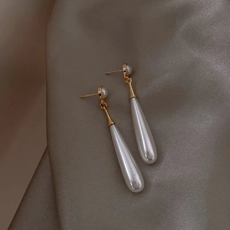 French Elegant Temperament Imitation Pearl Drop Shaped Long Earrings Party Premium Accessories for Womens Fashion Luxury Jewelry
