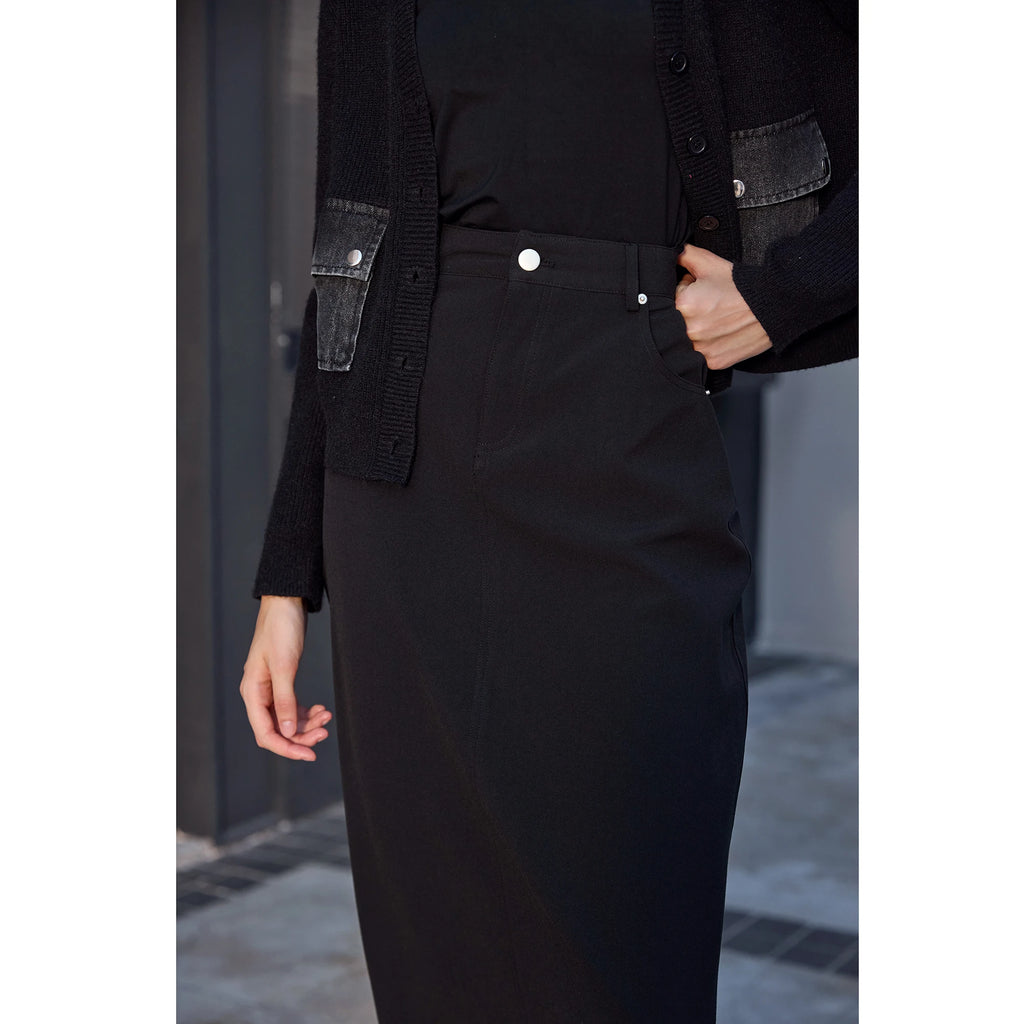 AP Women 2026 Autumn and Winter Denim V-neck Dress Knitting Cardigan Mock Neck Modal Shirt