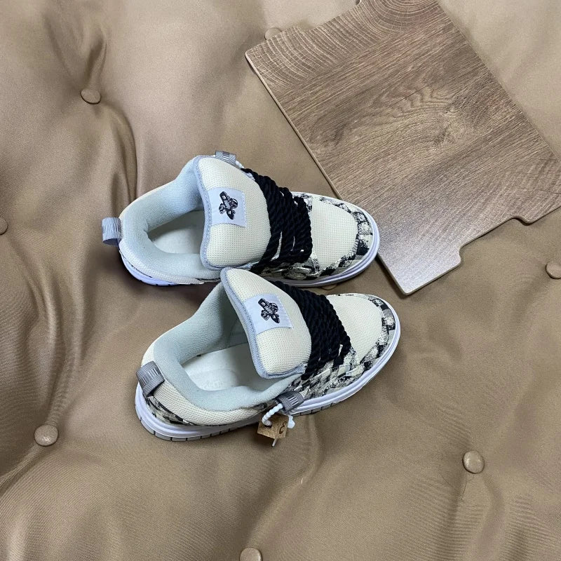 Winter New Style Off-White Thick Tongue Loafers Large Size Men's Fashion Casual Shoes Breathable Trendy Versatile Sneakers for Men