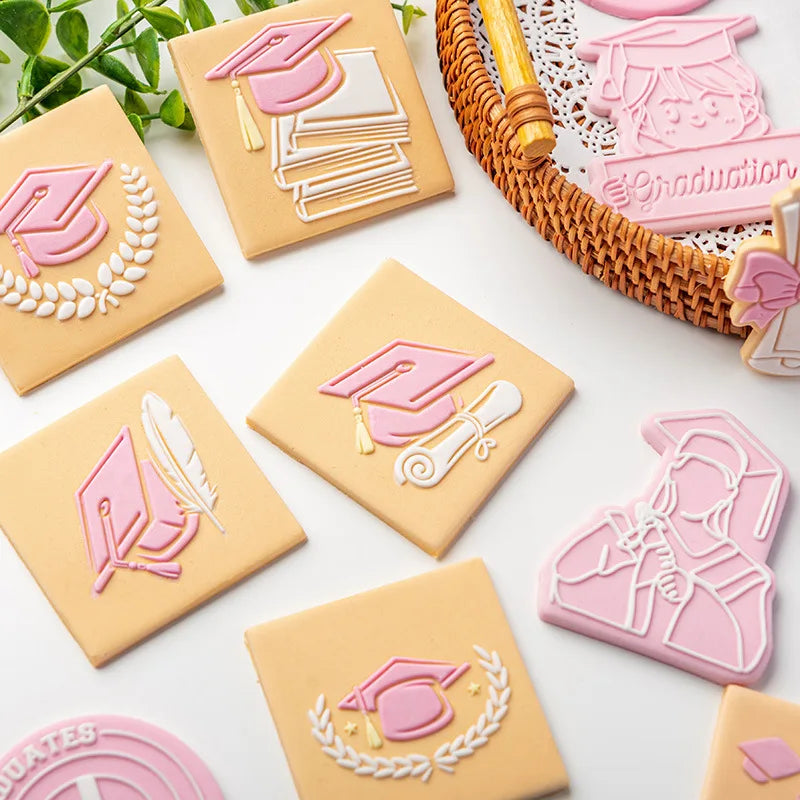 New 2022 Graduation Season Cookie Cutter Graduation Cap Gown Clear Fondant Stamps Boy Girl Baking Mold Icing Biscuits Cake Tools